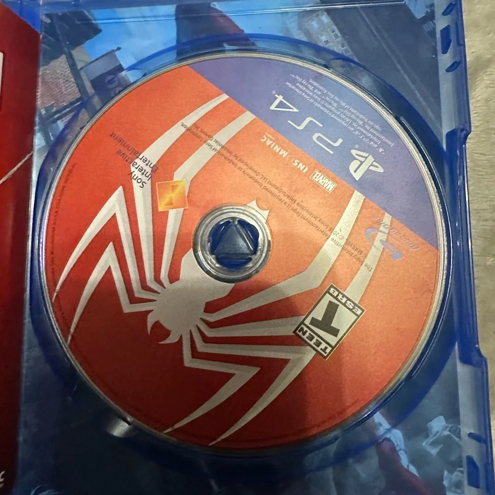 Marvel Red & Blue Web-Slinger PS4 GOTY Edition